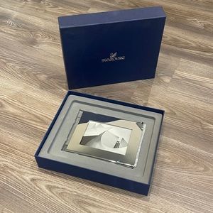 Swarovski 4x6 frame *Never Used*